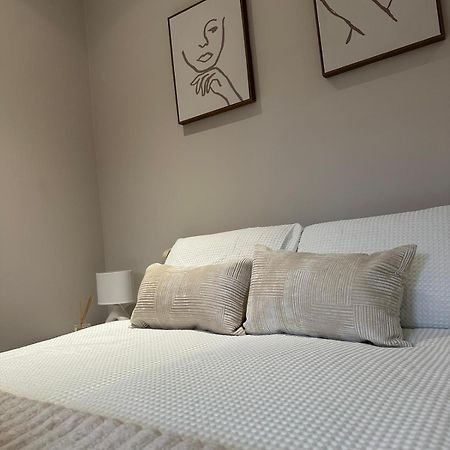 Richardson Deluxe Apartments - 3 Bed Londres Extérieur photo